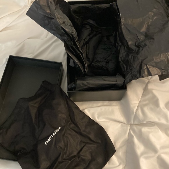 Saint Laurent shoebox + dustbag + authenticity - Picture 5 of 5